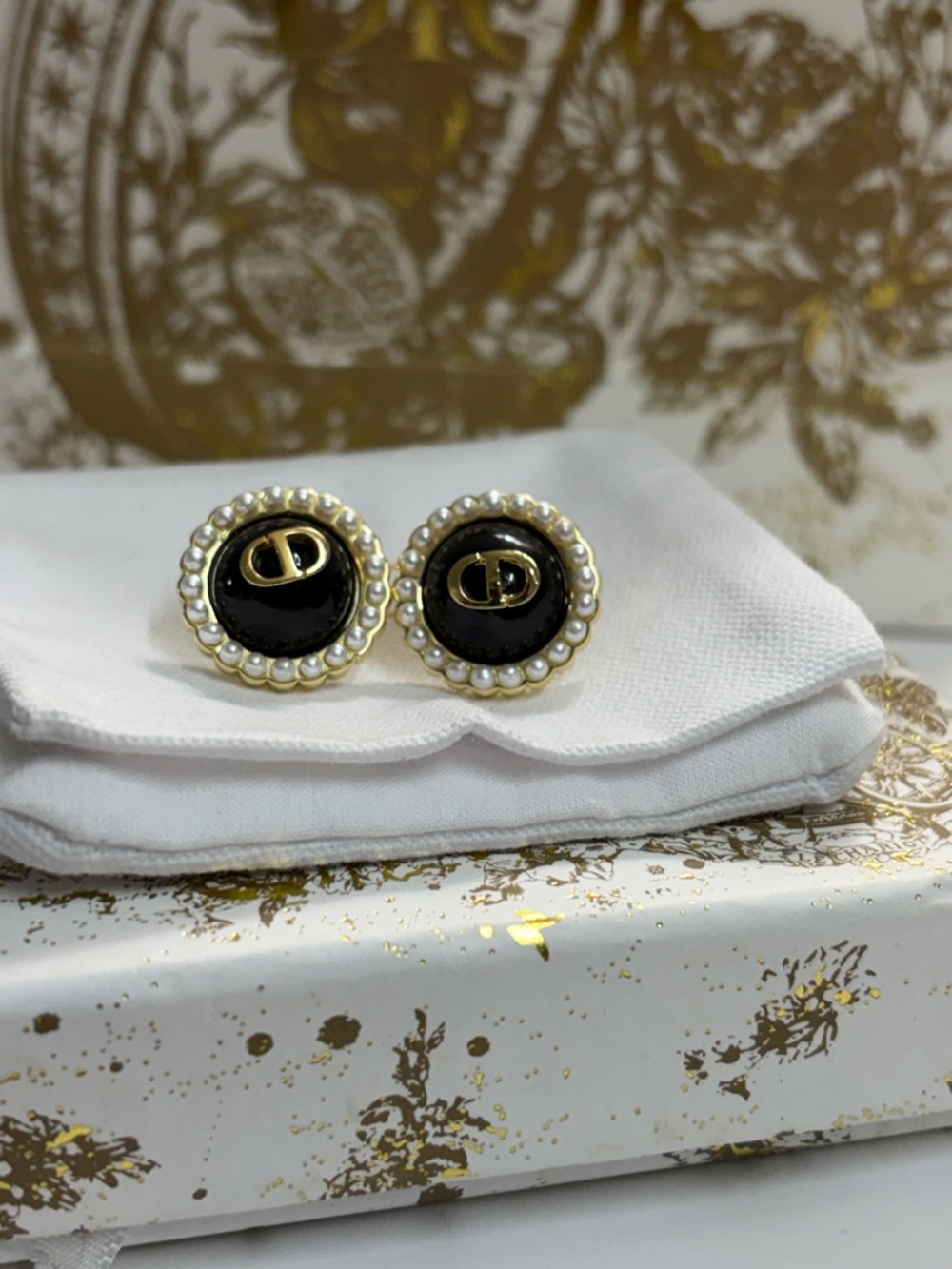 Dior Black and Gold Pearl-Trim Button Earrings - Picture 2 of 5
